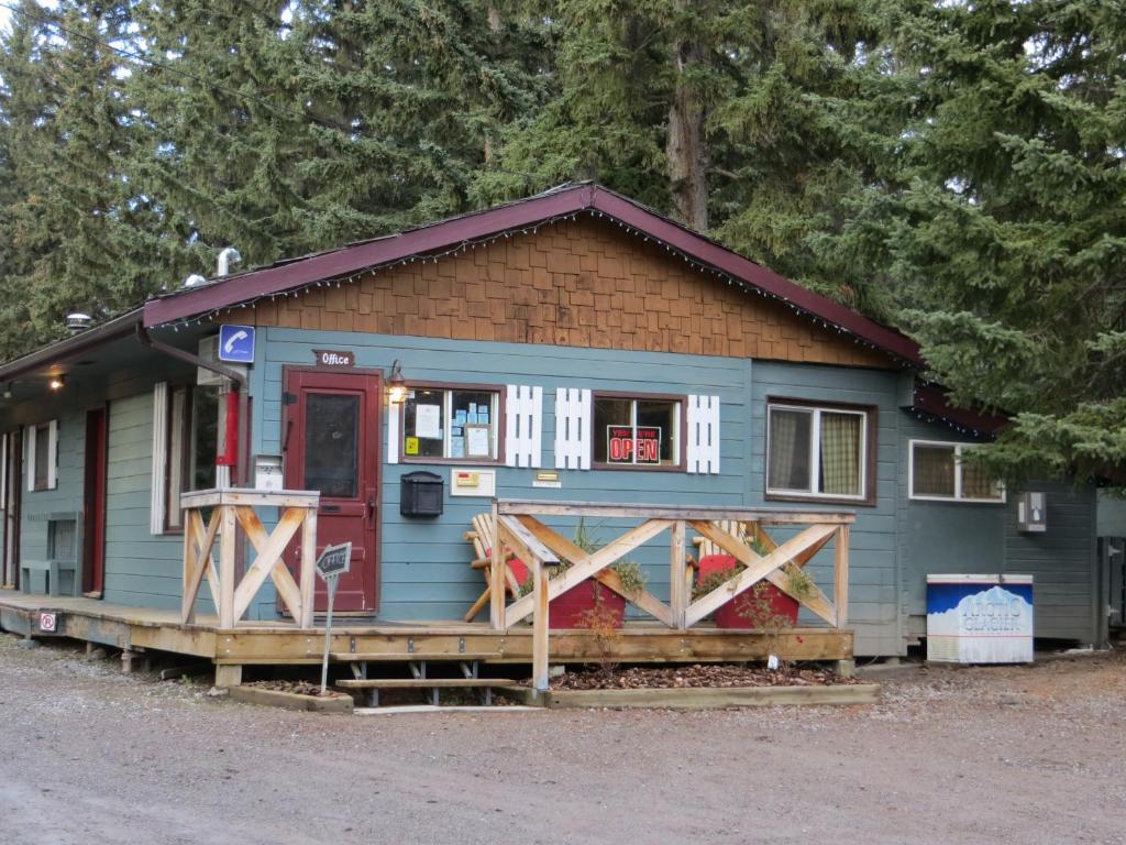 Rundle Chalets Canmore Bagian luar foto
