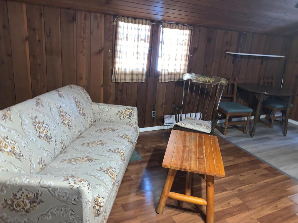 Rundle Chalets Canmore Bagian luar foto